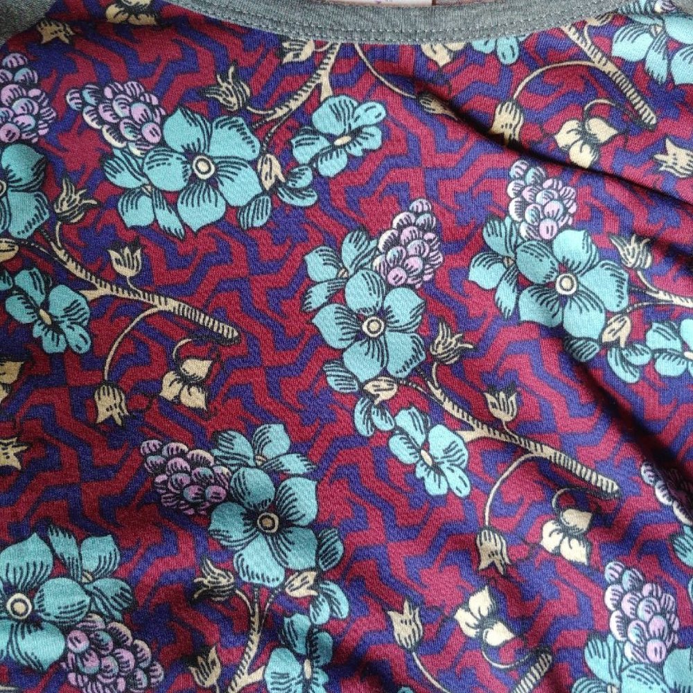 Lularoe Randy - Picture 4 of 5